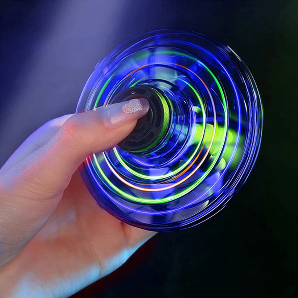 hand-haelt-blauen-led-fidget-spinner