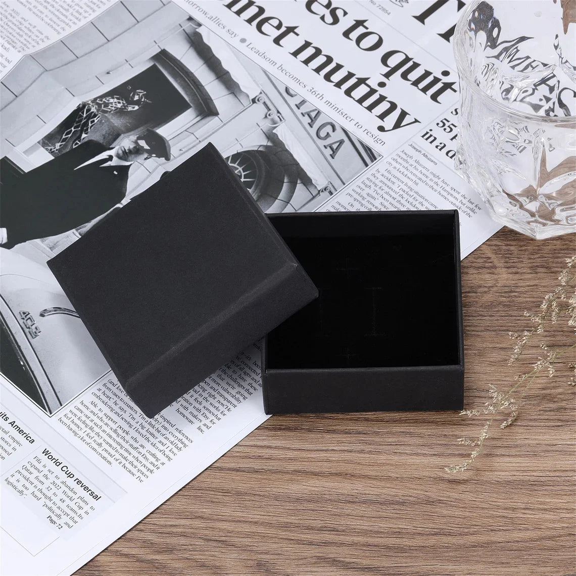 Personalisierte Foto-Projektionskette mit Kamera-Anhänger – Edelstahl Halskette mit Bild – Geschenkidee 2025