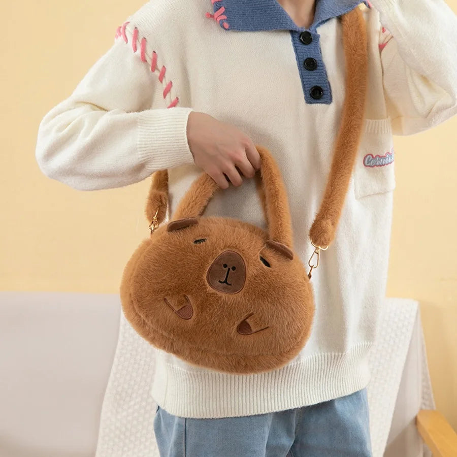 Capybara Plüsch-Rucksack 33 cm – Kawaii Mini-Rucksack & Kuscheltier für Kinder & Teenager