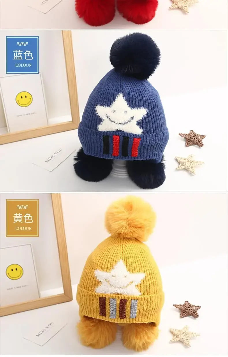 Kinder Wintermütze mit Bommel – Weiche Strickmütze aus Samt – Beanie für Jungen & Mädchen mit Ohrenschutz – warm & süß – 3–8 Jahre