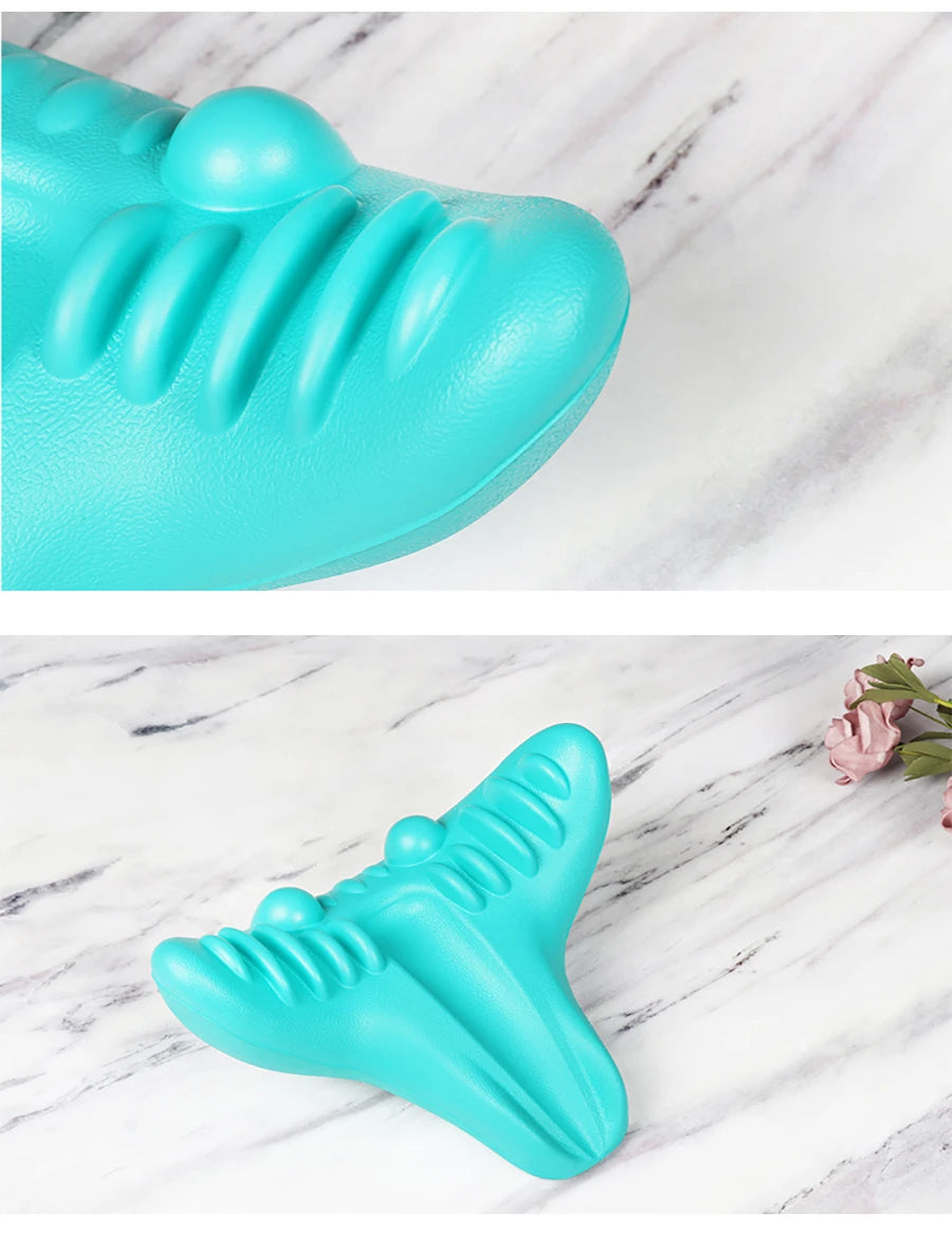 CAMMUO Nacken- & Schultermassager – Chiropraktisches Streckkissen zur Schmerzreduktion & Haltungsverbesserung